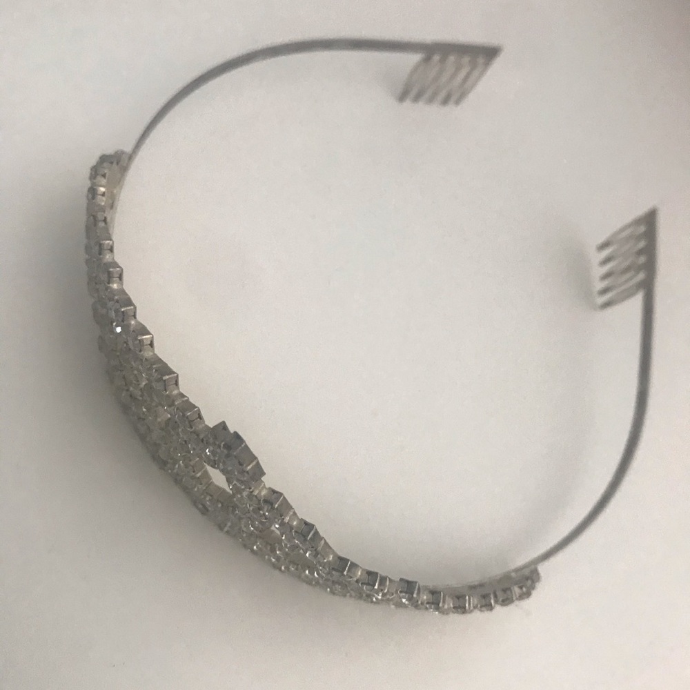 Tiara - Picture 2 of 3